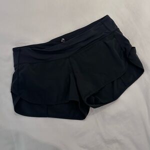 lululemon speed up low rise shorts